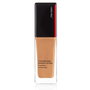 Shiseido Synchro Skin Radiant Lifting Base líquida 410, Piedra del sol SPF 30